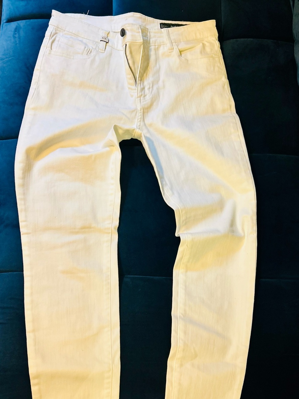 Women’s White Armani Exchange skinny jeans size 30